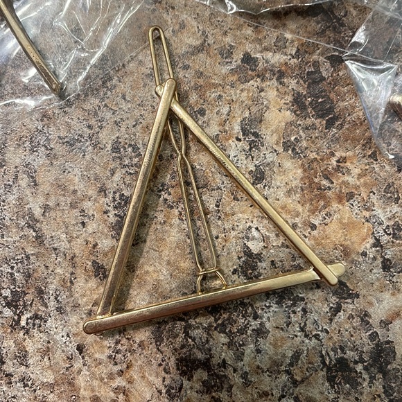 Gold Hair Accessories - Picture 5 of 6